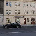 Studio Husitska 114/74